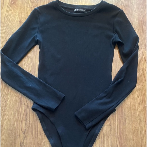 Zara Tops - Zara bodysuit